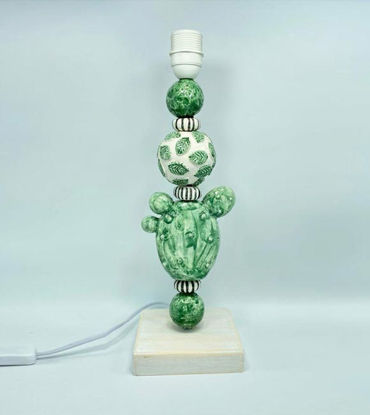 Picture of Totem lamp with green cactus