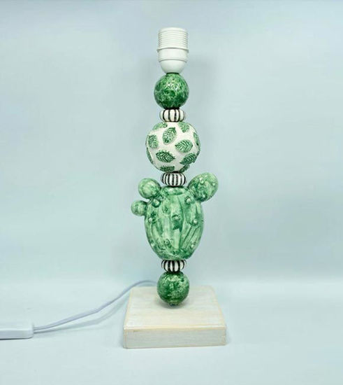 Picture of Totem lamp with green cactus