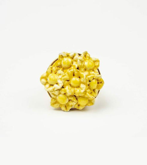 Picture of Ring with Yellow Bouquet