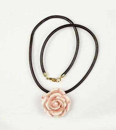 Picture of Leather necklace with pink rose