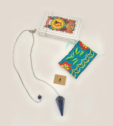 Picture of Fortune Kit Chakra Pendulum & Spanish Cards.