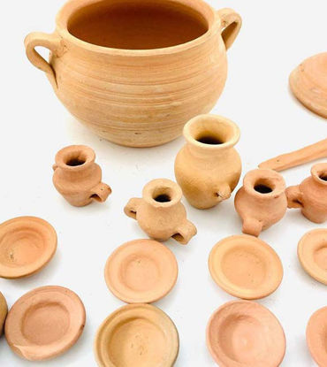 Picture of Terracotta Mug Set with Mini Kitchen Utensils - Handmade Home Decor