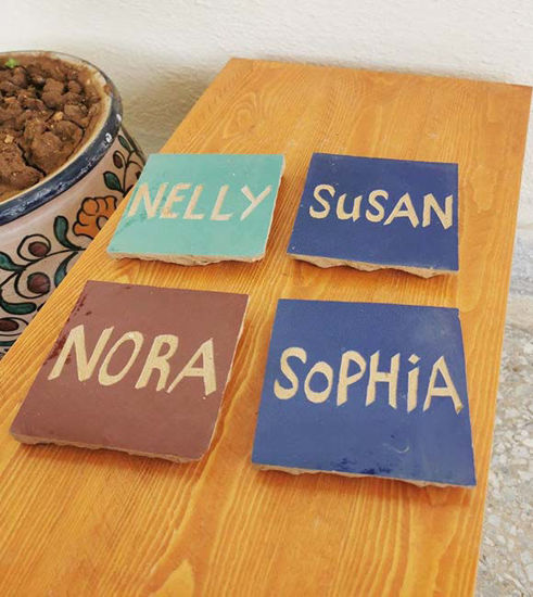 Picture of Perso Names Engraved On Zellije Tiles - Mosaic Engraved Tiles - CUSTOMIZE Your Table With Your Names Tiles - 10 Or Plus - Mother's Day Gift
