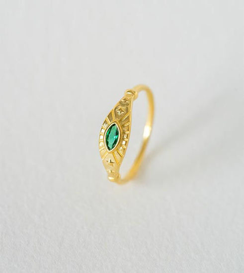 Picture of Thin Signet Ring Gold Boho