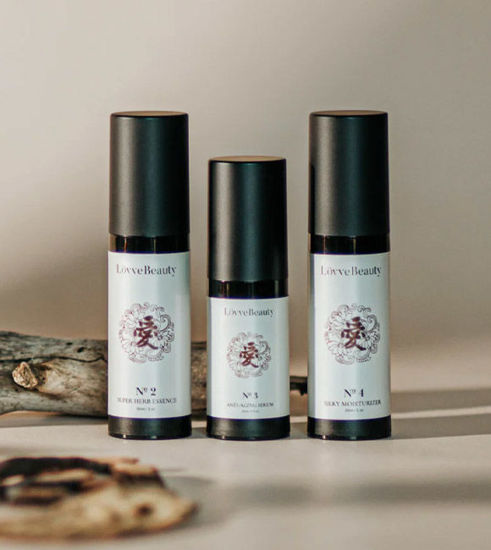 Picture of Special Skincare Bundle – Essential Set for All Skin Types with Bonus Gifts!