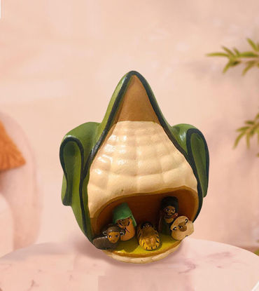 Picture of Corn & Nativity Scene.